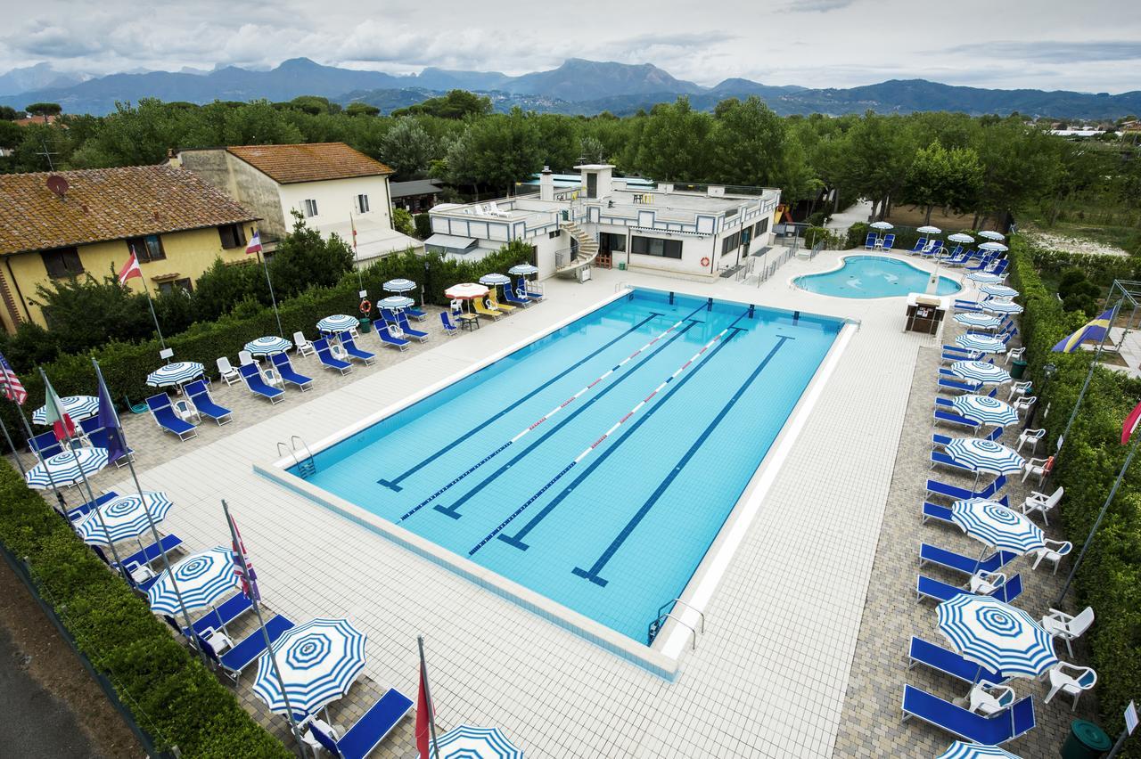 Camping La Pineta Viareggio Exterior foto