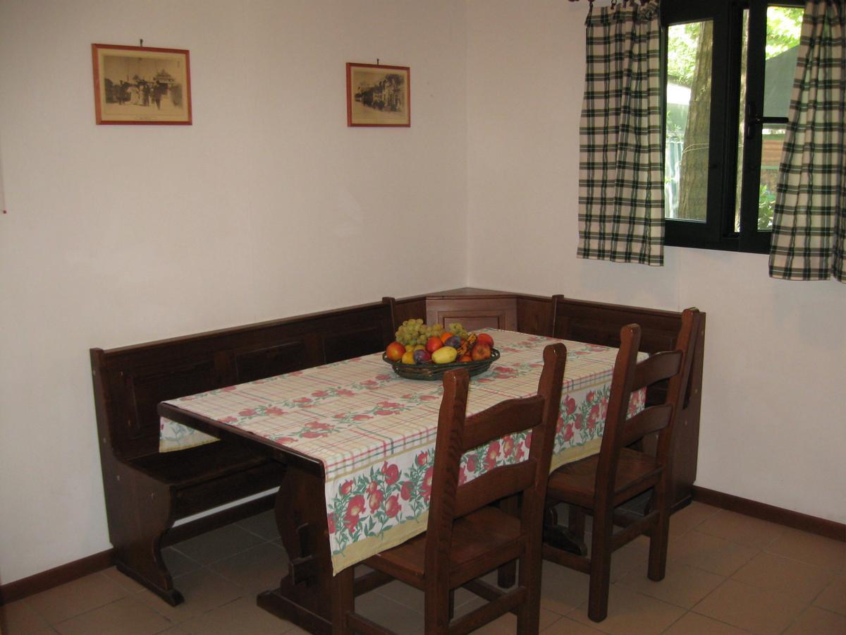 Camping La Pineta Viareggio Exterior foto