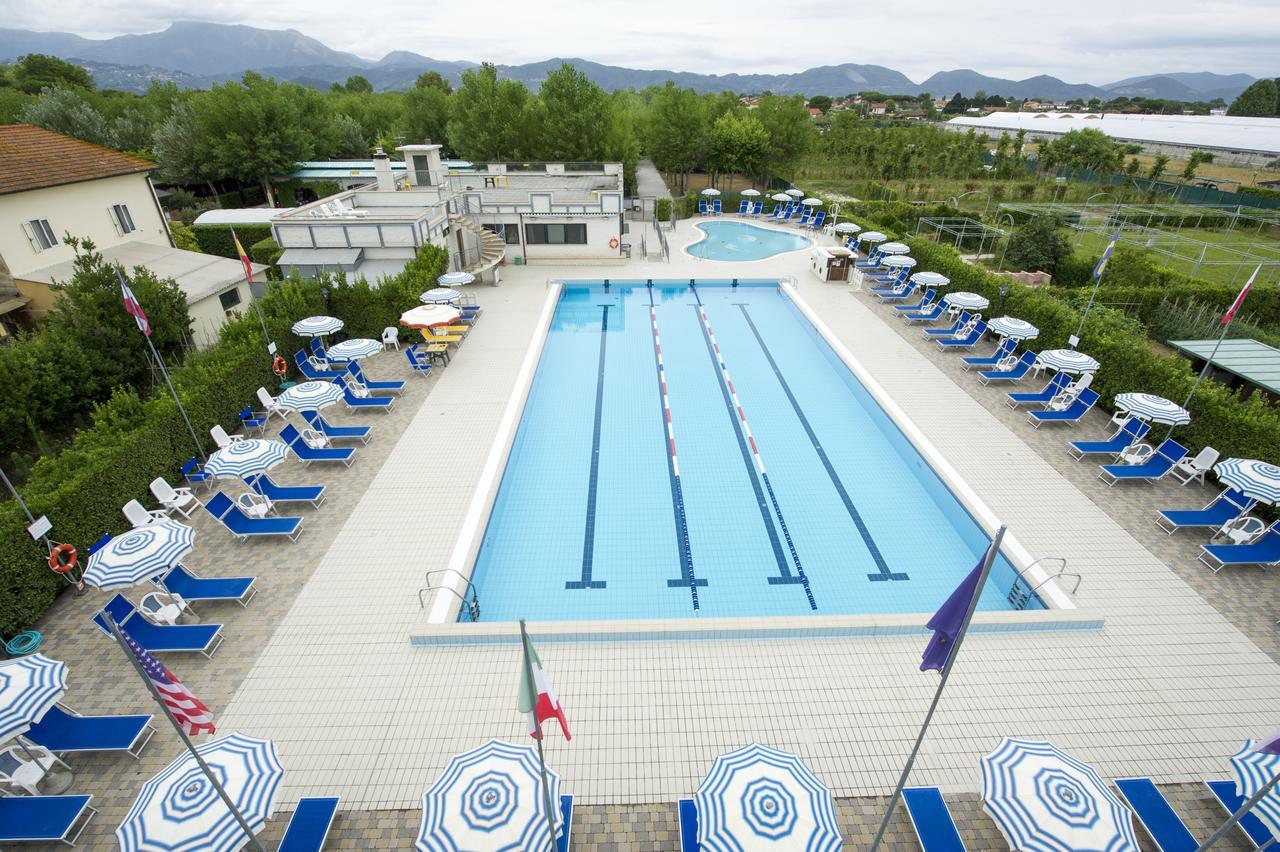 Camping La Pineta Viareggio Exterior foto