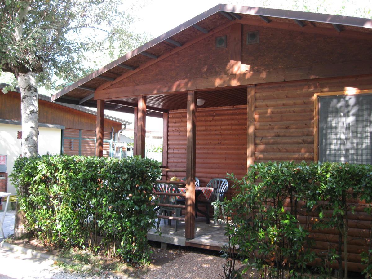 Camping La Pineta Viareggio Exterior foto
